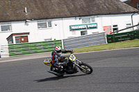 enduro-digital-images;event-digital-images;eventdigitalimages;mallory-park;mallory-park-photographs;mallory-park-trackday;mallory-park-trackday-photographs;no-limits-trackdays;peter-wileman-photography;racing-digital-images;trackday-digital-images;trackday-photos